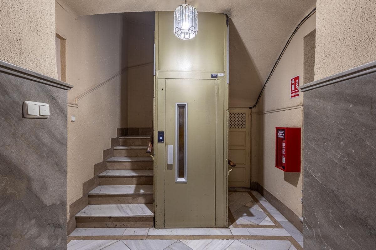 5 soveværelse Lejlighed til salg i Granada by - € 595.000 (Ref: 9732453)