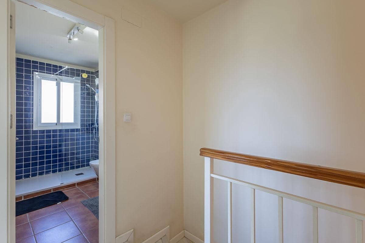 3 bedroom Terraced Villa for sale in Cenes de la Vega with pool - € 235,000 (Ref: 9732454)