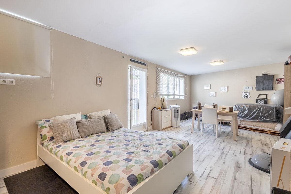 3 bedroom Terraced Villa for sale in Cenes de la Vega with pool - € 235,000 (Ref: 9732454)