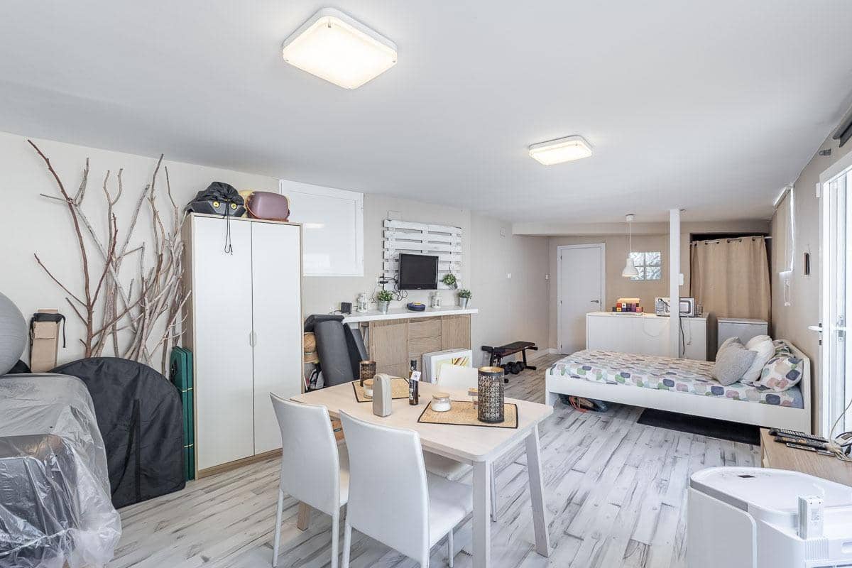 3 bedroom Terraced Villa for sale in Cenes de la Vega with pool - € 235,000 (Ref: 9732454)