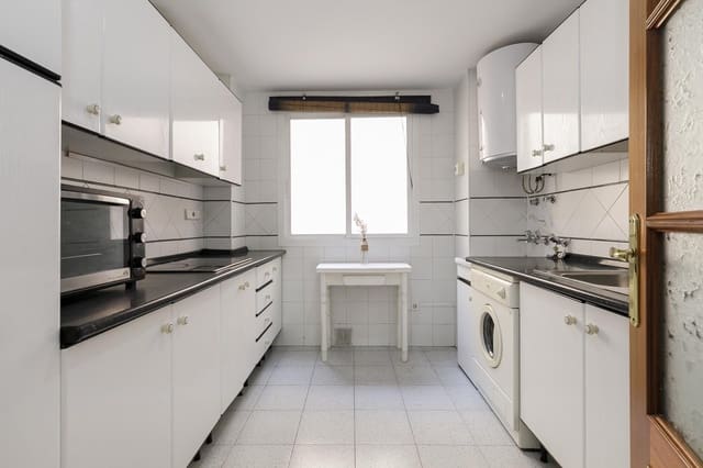 2 soverom Leilighet til salgs i Granada by - € 225 000 (Ref: 9732455)