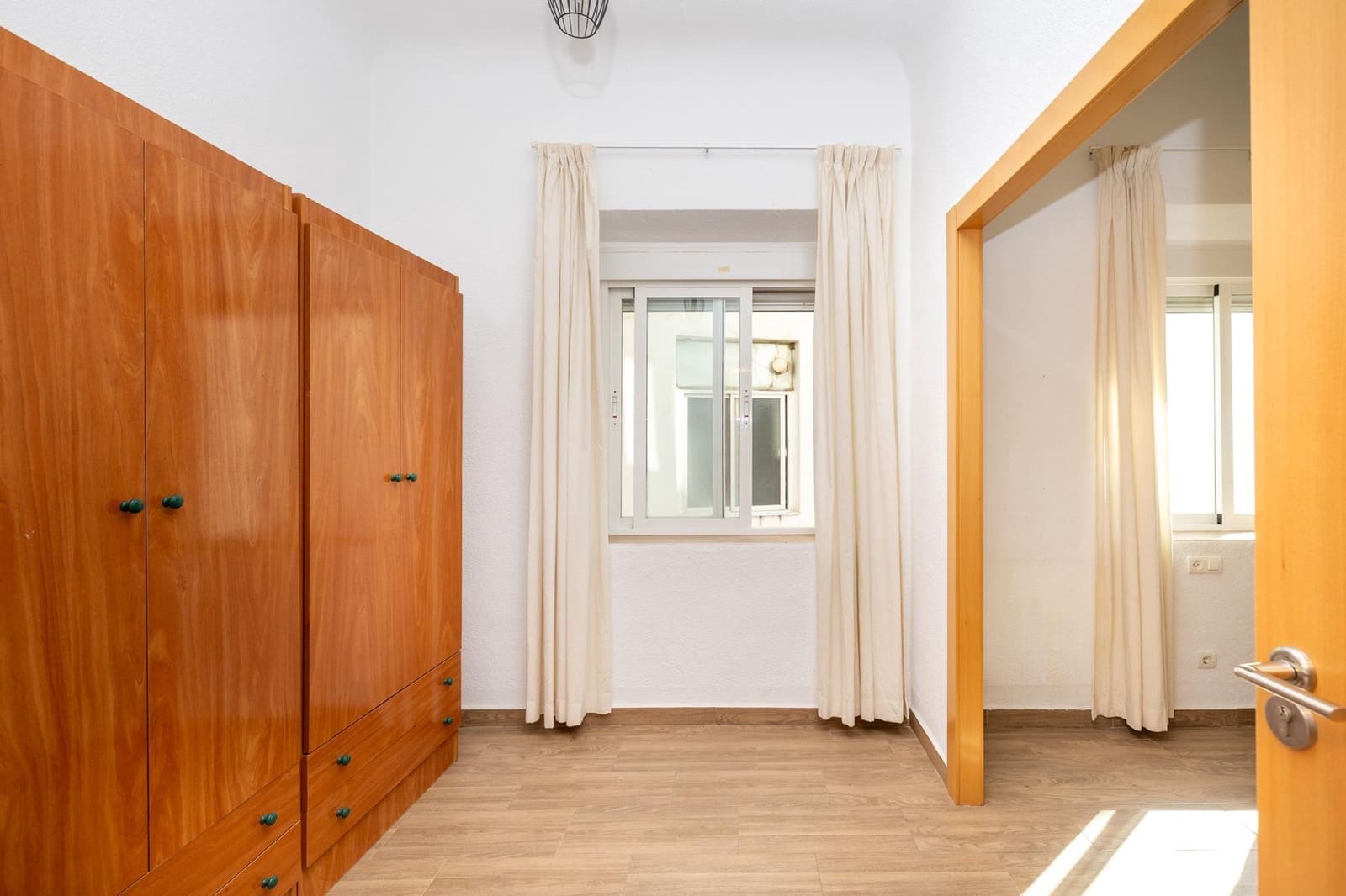 3 bedroom Flat for sale in Granada city - € 235,000 (Ref: 9732456)