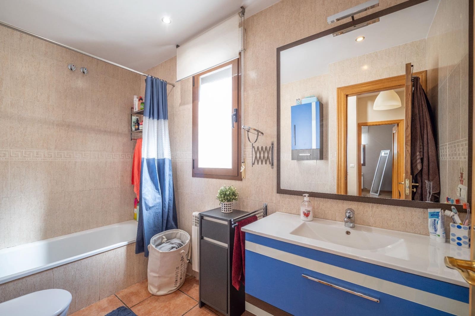 4 soveværelse Rækkehus til salg i Viznar med swimmingpool garage - € 214.900 (Ref: 9732461)