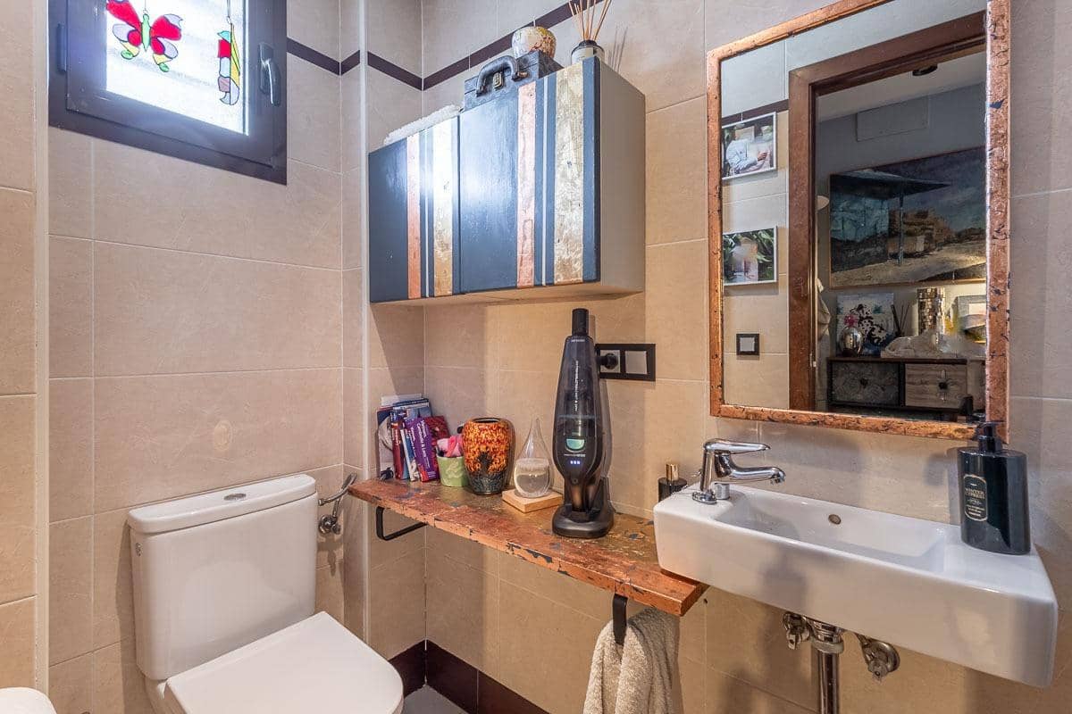 3 quarto Moradia Geminada para venda em Monachil com piscina garagem - 325 000 € (Ref: 9735832)