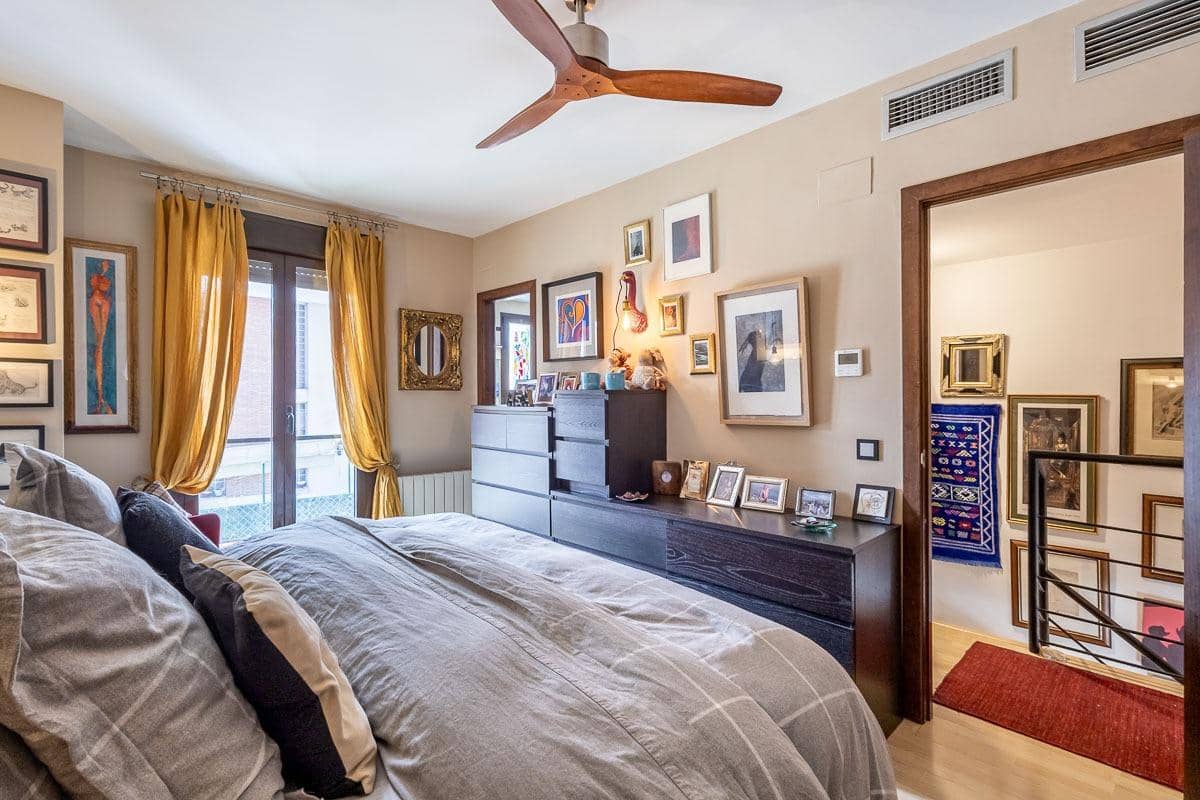 3 quarto Moradia Geminada para venda em Monachil com piscina garagem - 325 000 € (Ref: 9735832)