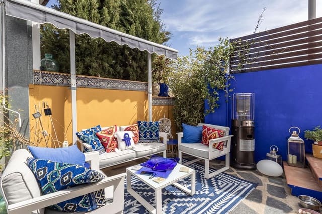 3 quarto Moradia Geminada para venda em Monachil com piscina garagem - 325 000 € (Ref: 9735832)