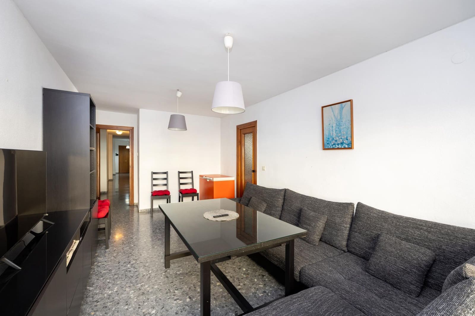 4 bedroom Apartment for sale in Granada city - € 350,000 (Ref: 9735833)