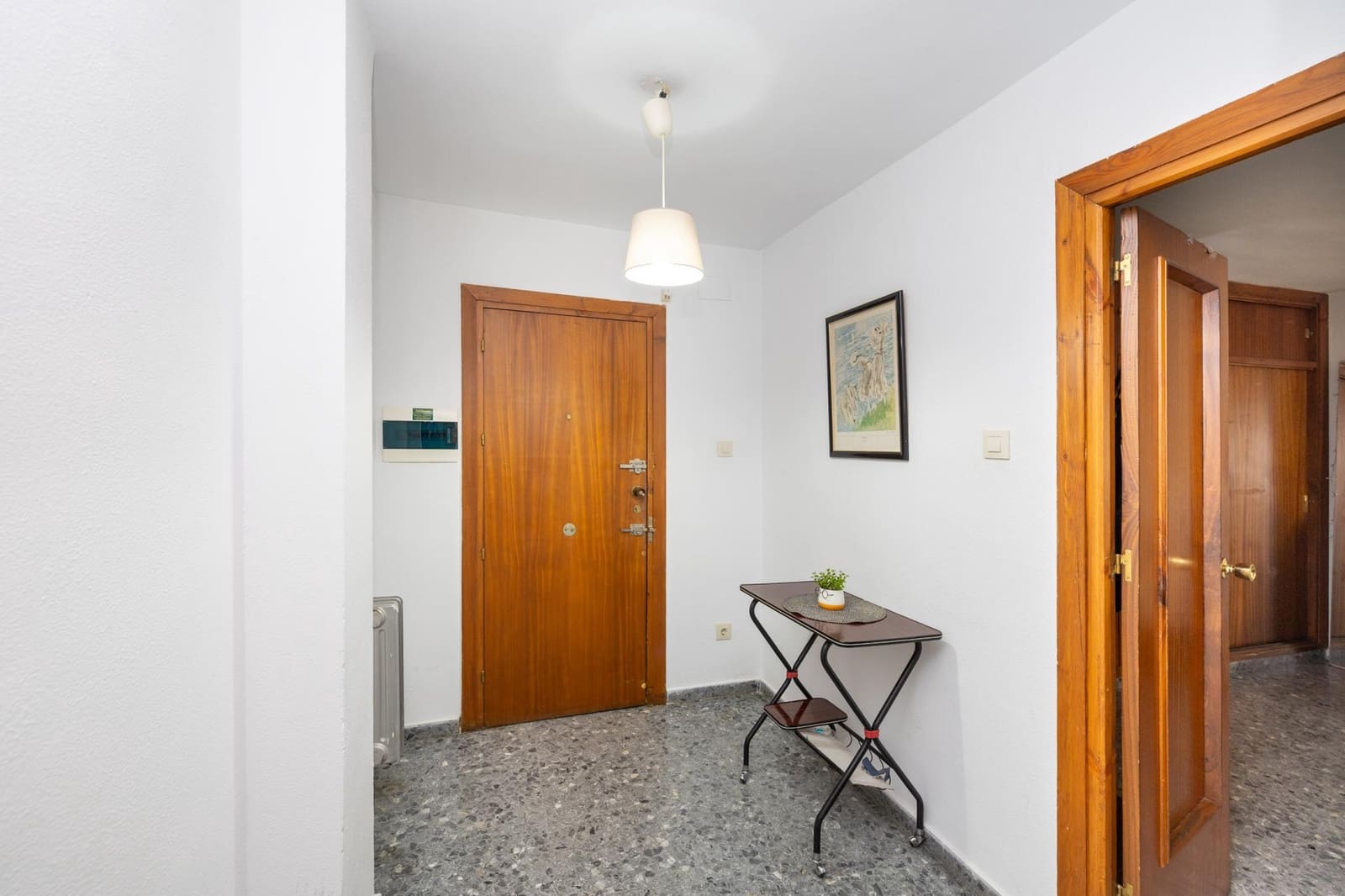 4 bedroom Apartment for sale in Granada city - € 350,000 (Ref: 9735833)
