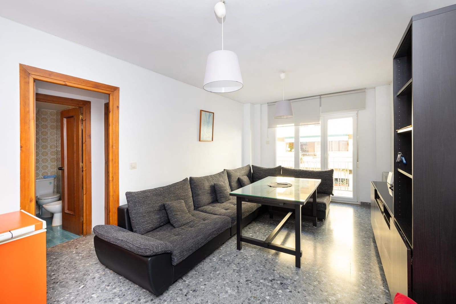 4 bedroom Apartment for sale in Granada city - € 350,000 (Ref: 9735833)