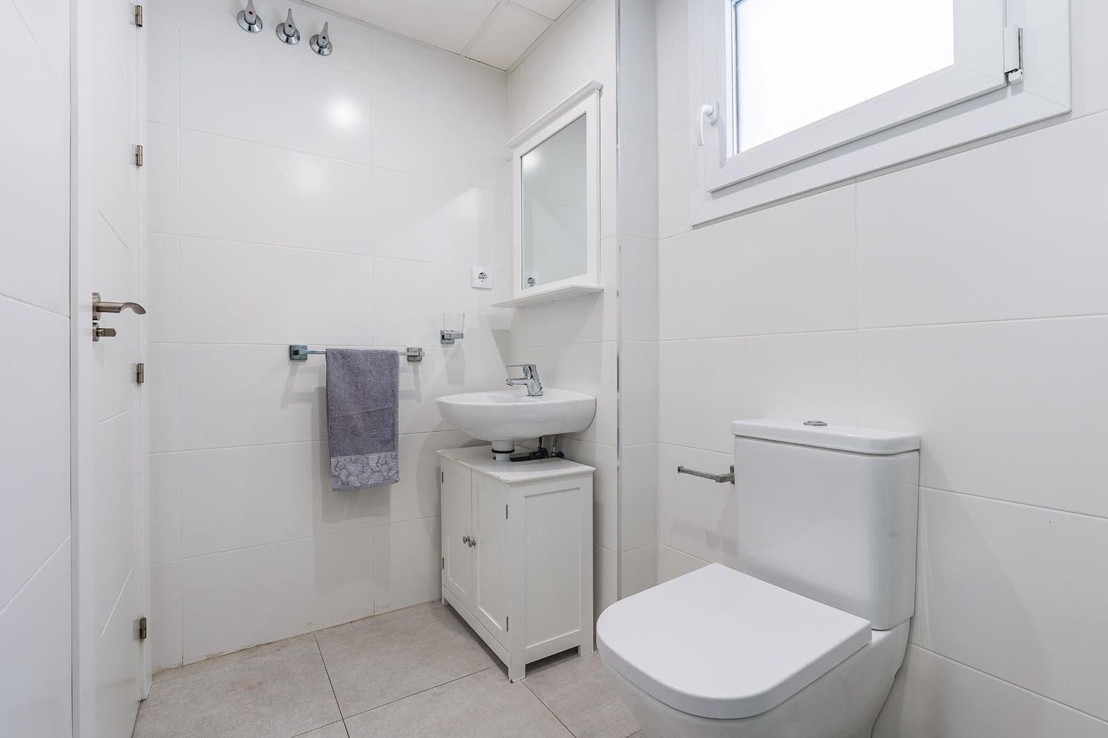 3 slaapkamer Flat te koop in Almunecar met zwembad garage - € 365.000 (Ref: 9735834)