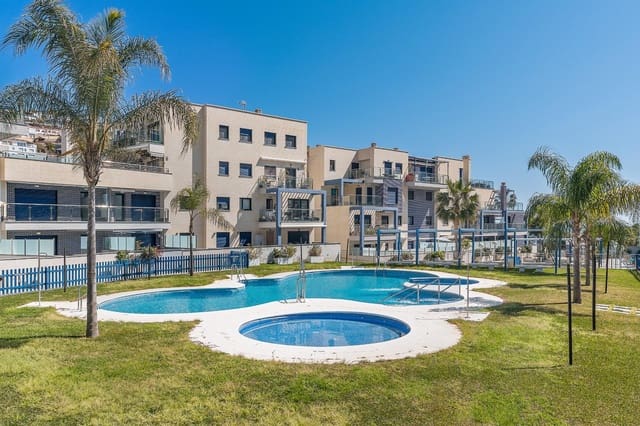 3 slaapkamer Flat te koop in Almuñécar met zwembad garage - € 365.000 (Ref: 9735834)