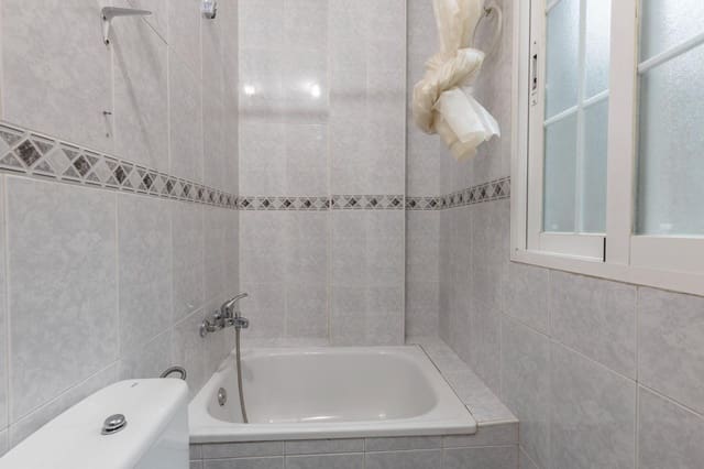 3 camera da letto Villetta a Schiera in vendita in Maracena con garage - 279.900 € (Rif: 9735835)