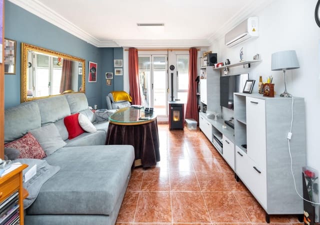 3 bedroom Terraced Villa for sale in Cenes de la Vega with garage - € 215,000 (Ref: 9735836)