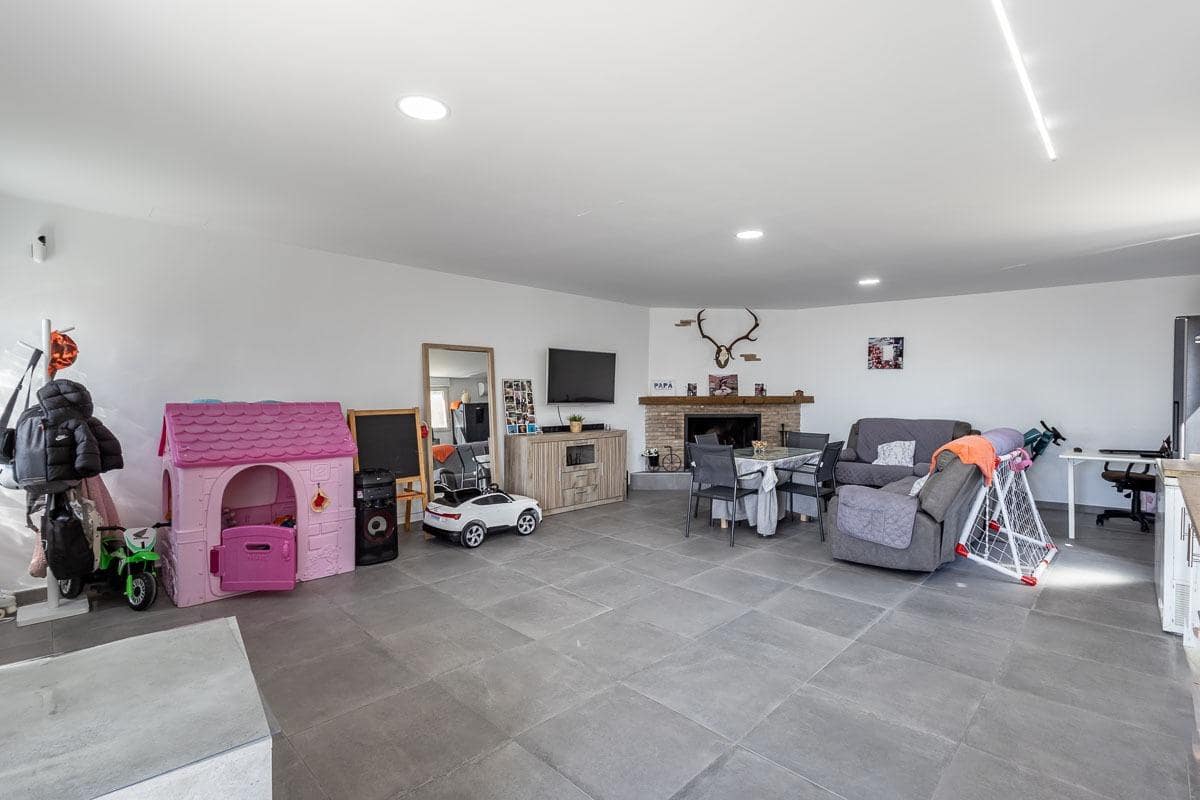 4 chambre Villa/Maison à vendre à Monachil avec garage - 315 000 € (Ref: 9735837)