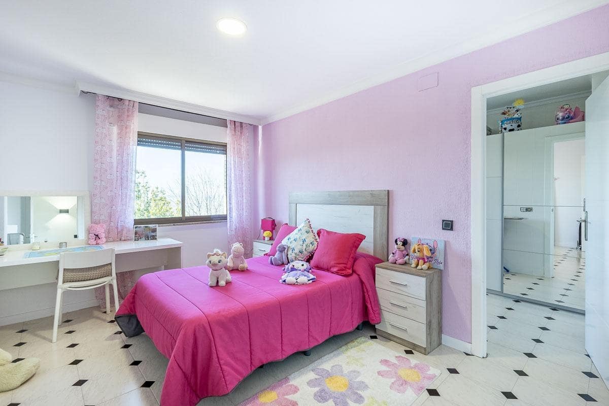 4 chambre Villa/Maison à vendre à Monachil avec garage - 315 000 € (Ref: 9735837)