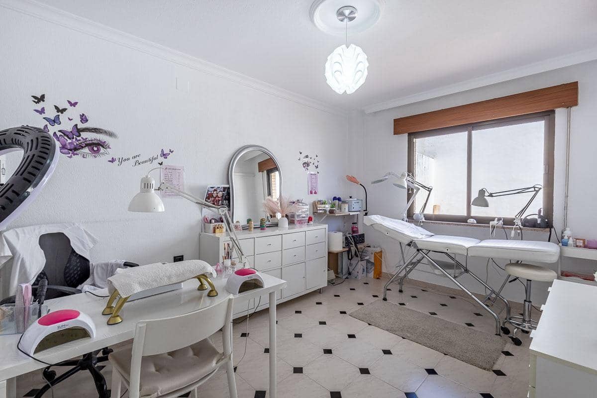 4 chambre Villa/Maison à vendre à Monachil avec garage - 315 000 € (Ref: 9735837)