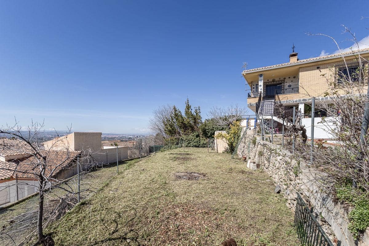 4 chambre Villa/Maison à vendre à Monachil avec garage - 315 000 € (Ref: 9735837)