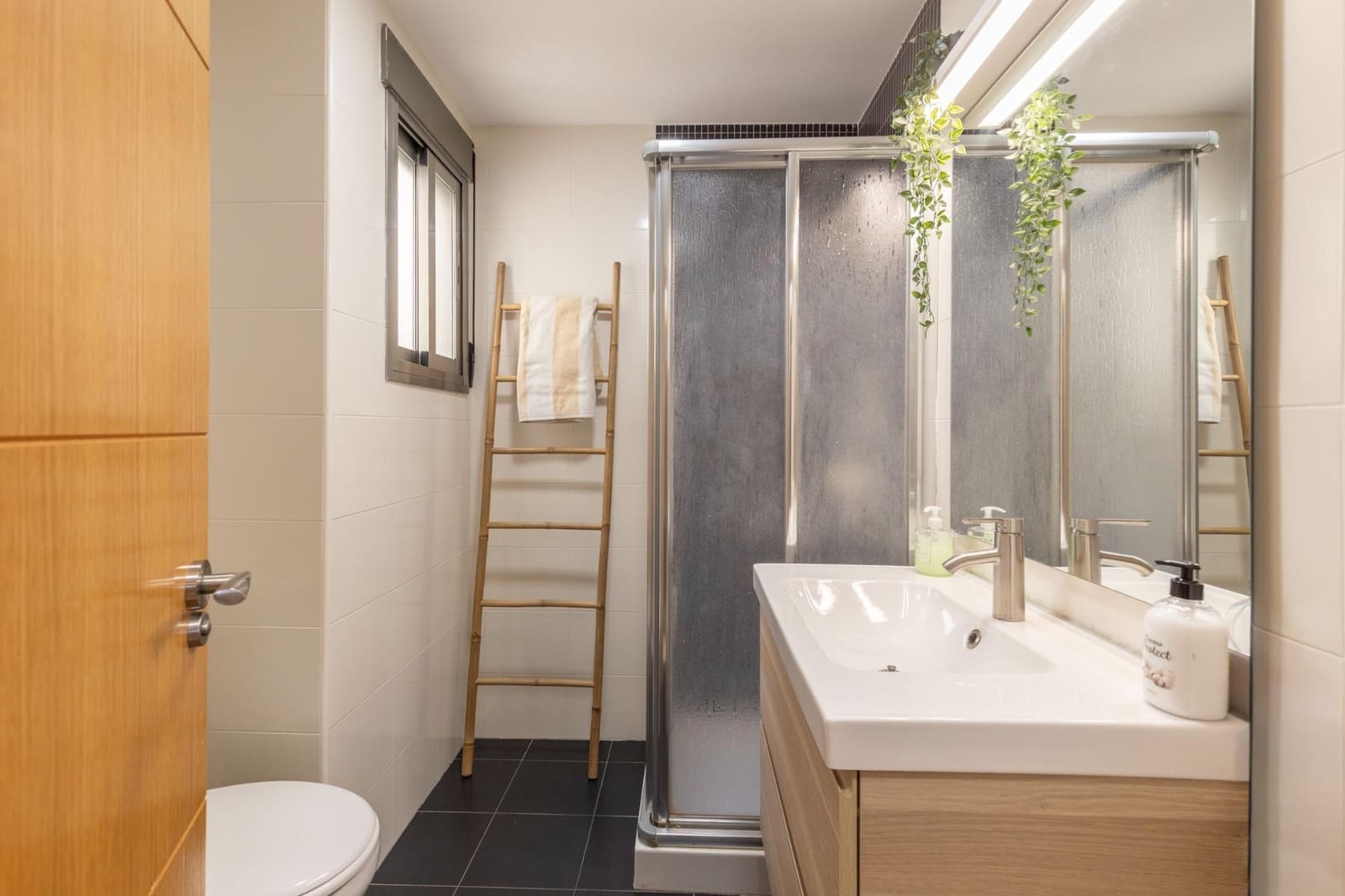 2 bedroom Apartment for sale in Santa Fe with garage - € 139,900 (Ref: 9739077)