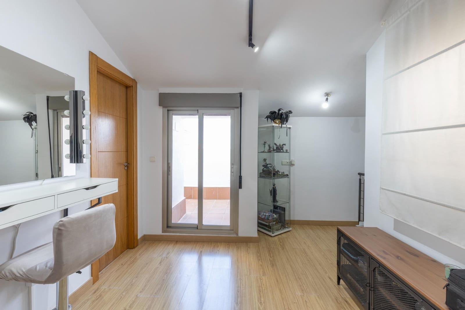 2 bedroom Apartment for sale in Santa Fe with garage - € 139,900 (Ref: 9739077)