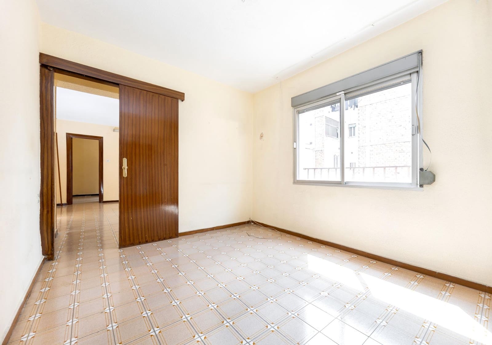 3 bedroom Flat for sale in Granada city - € 165,000 (Ref: 9739078)