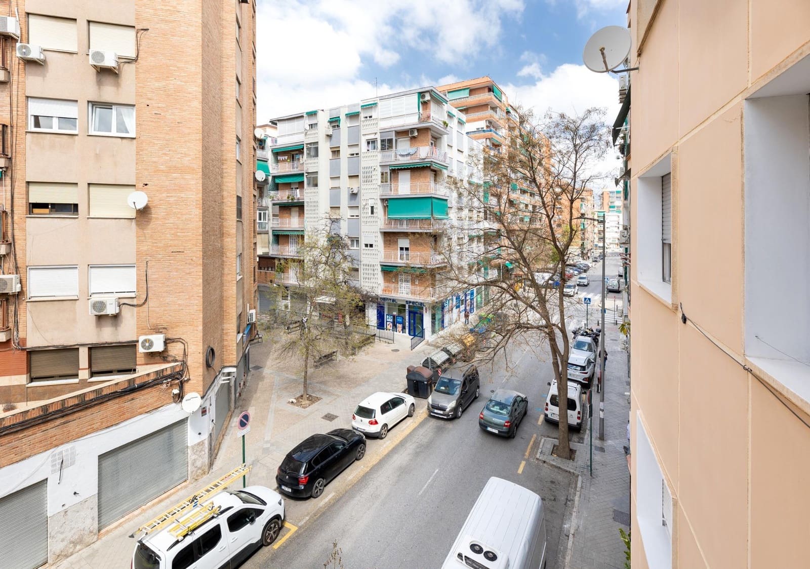 3 bedroom Flat for sale in Granada city - € 165,000 (Ref: 9739078)