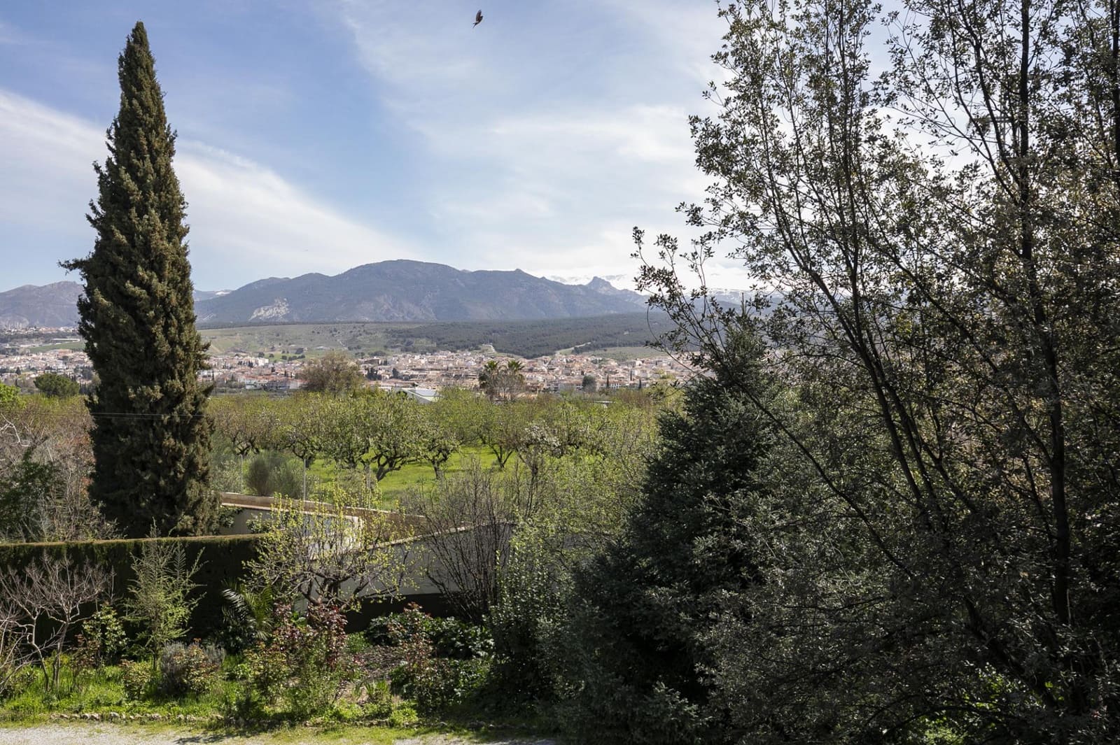 3 bedroom Apartment for sale in Ogijares with garage - € 230,000 (Ref: 9739080)