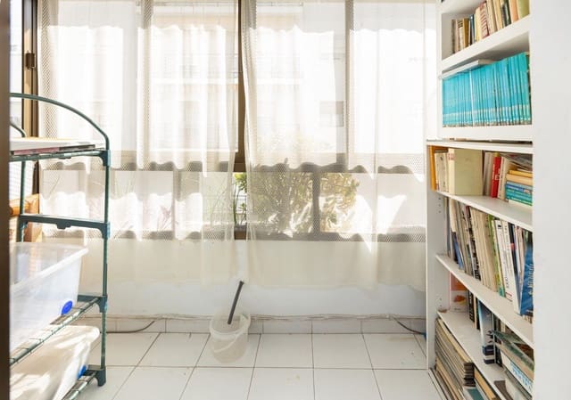 4 slaapkamer Flat te koop in Centro, Granada stad met garage - € 460.000 (Ref: 9739081)