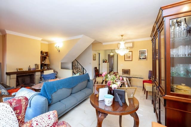 5 bedroom Terraced Villa for sale in Carretera de la Sierra, Granada city with pool garage - € 540,000 (Ref: 9748194)