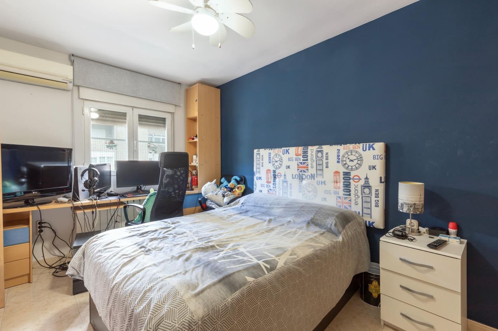 4 bedroom Flat for sale in Granada city with garage - € 360,000 (Ref: 9748195)