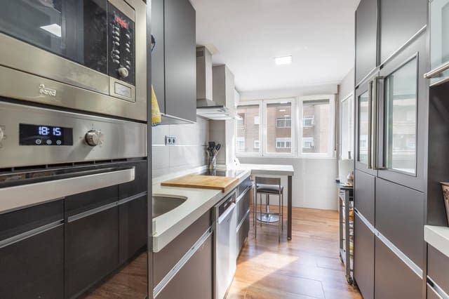 4 soveværelse Lejlighed til salg i Zaidin, Granada by med garage - € 360.000 (Ref: 9748195)