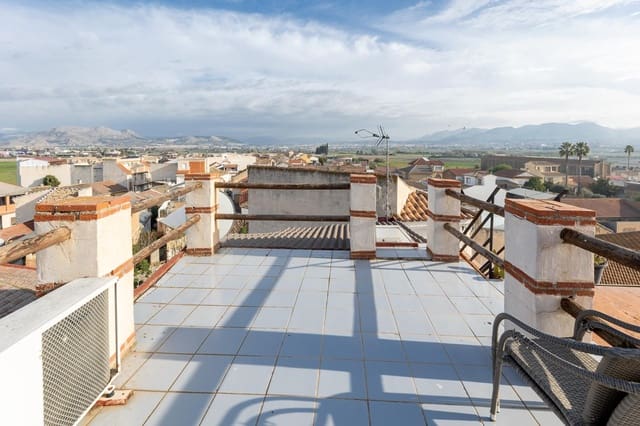 2 soverom Penthouse til salgs i Vegas del Genil med garasje - € 169 900 (Ref: 9748196)