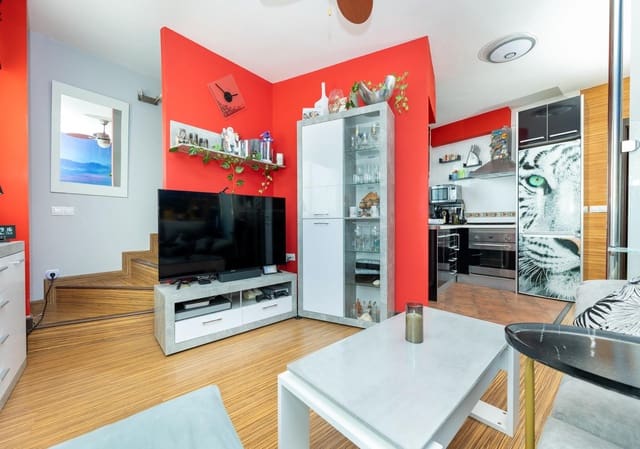 2 soverom Penthouse til salgs i Vegas del Genil med garasje - € 169 900 (Ref: 9748196)