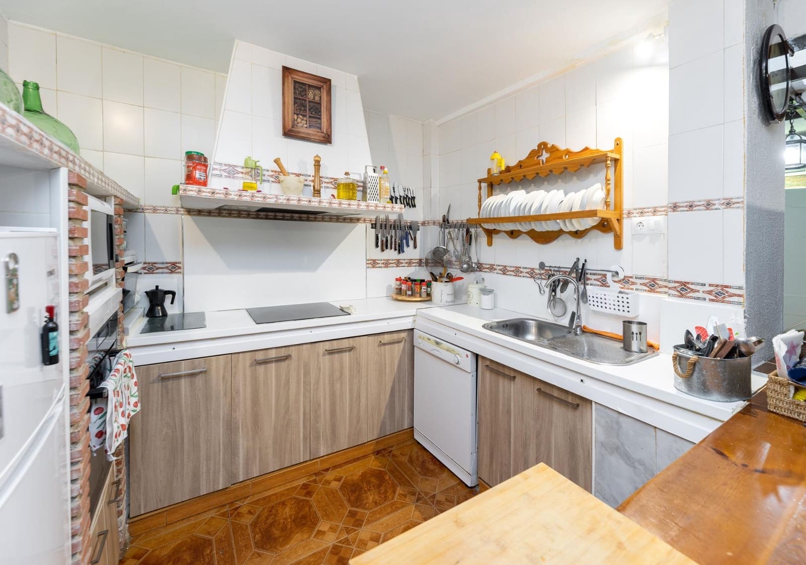 Chalet de 5 habitaciones en Albolote en venta con piscina - 300.000 € (Ref: 9748197)