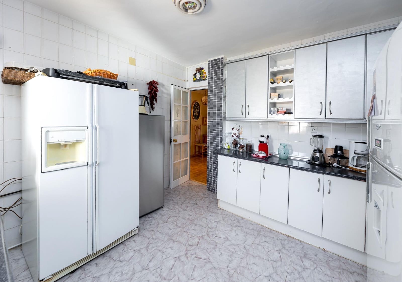 Chalet de 5 habitaciones en Albolote en venta con piscina - 300.000 € (Ref: 9748197)