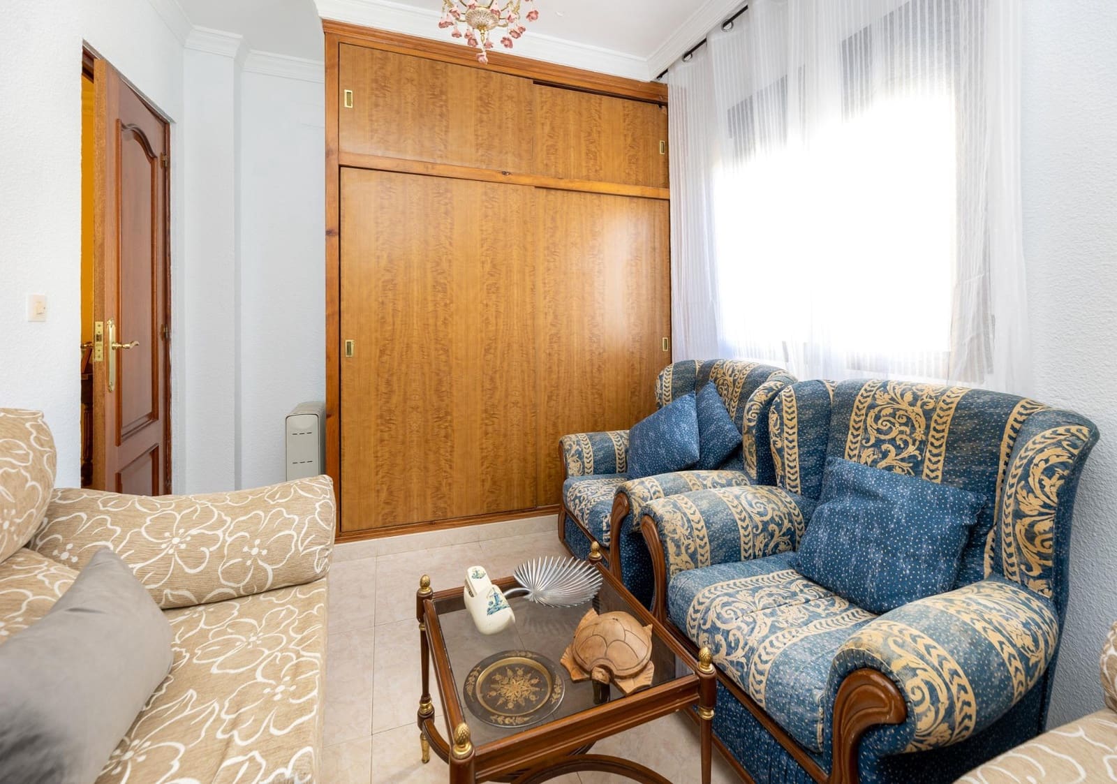 Chalet de 5 habitaciones en Albolote en venta con piscina - 300.000 € (Ref: 9748197)