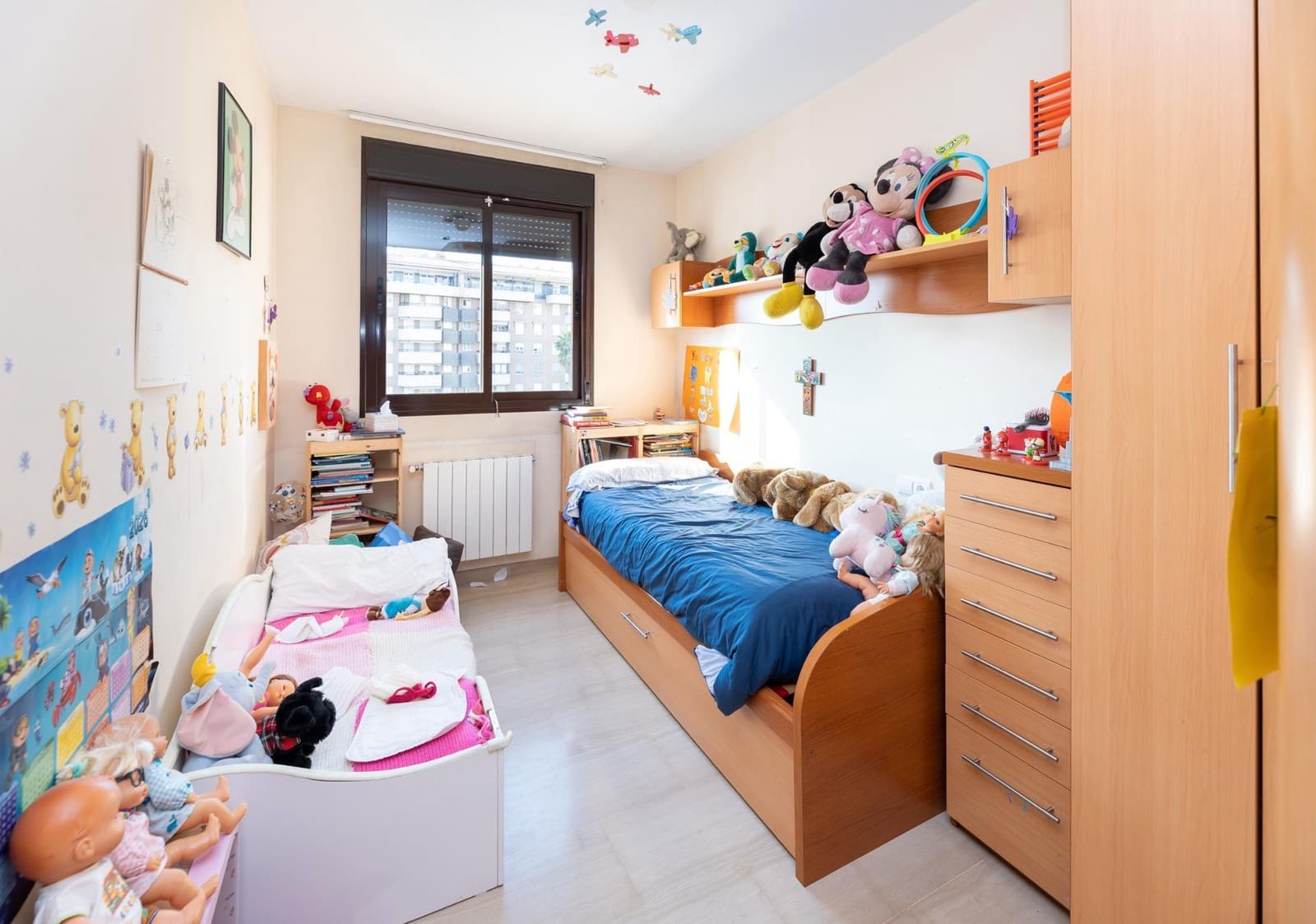 3 bedroom Flat for sale in Granada city with pool garage - € 395,000 (Ref: 9748198)