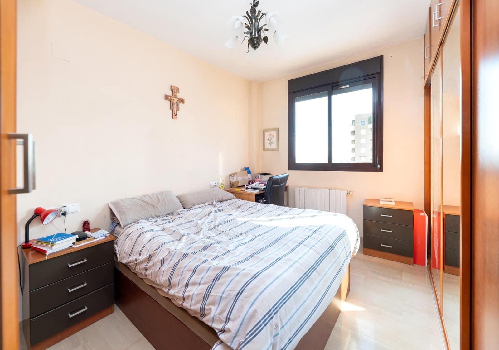 3 bedroom Flat for sale in Granada city with pool garage - € 395,000 (Ref: 9748198)