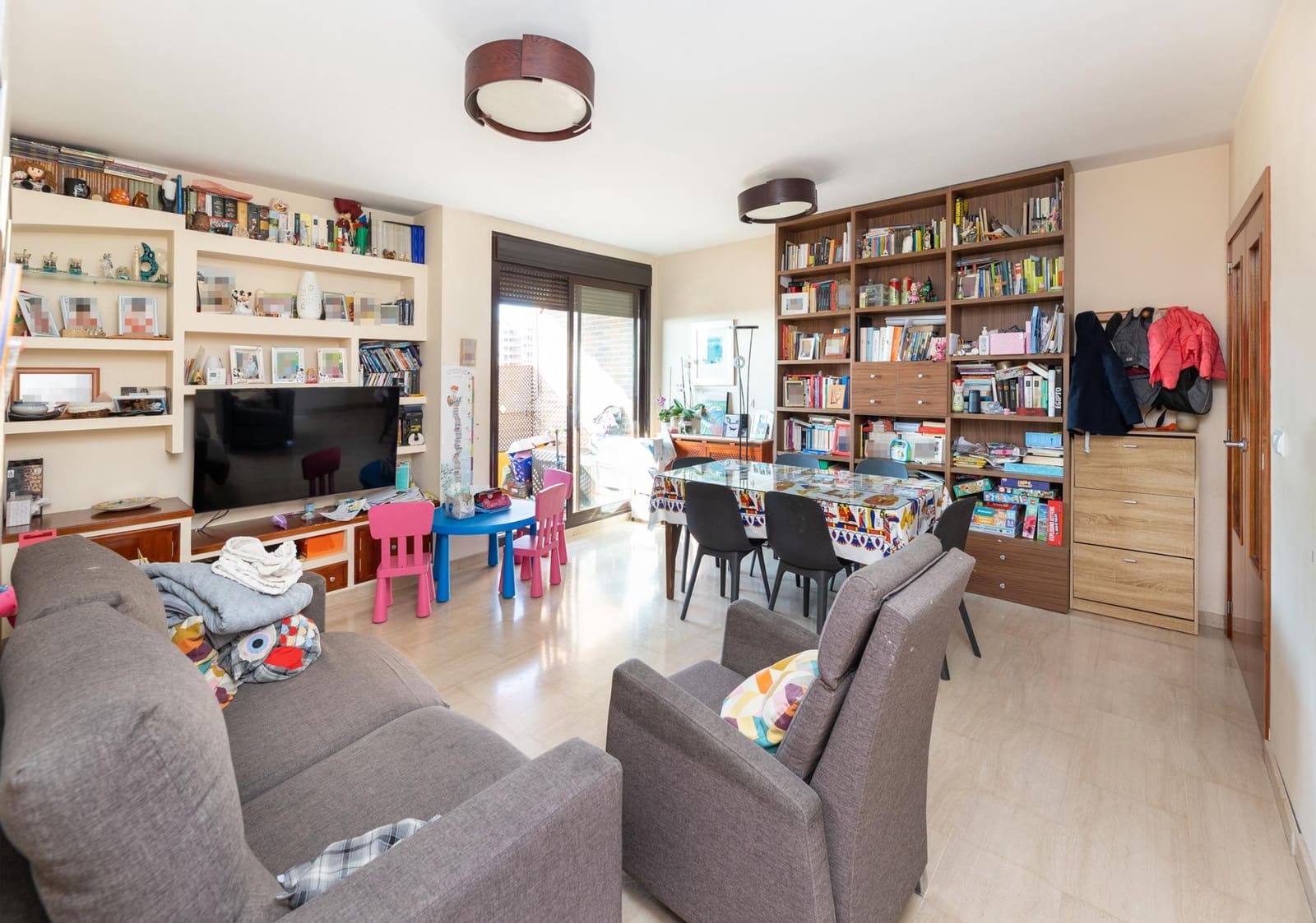 3 bedroom Flat for sale in Granada city with pool garage - € 395,000 (Ref: 9748198)