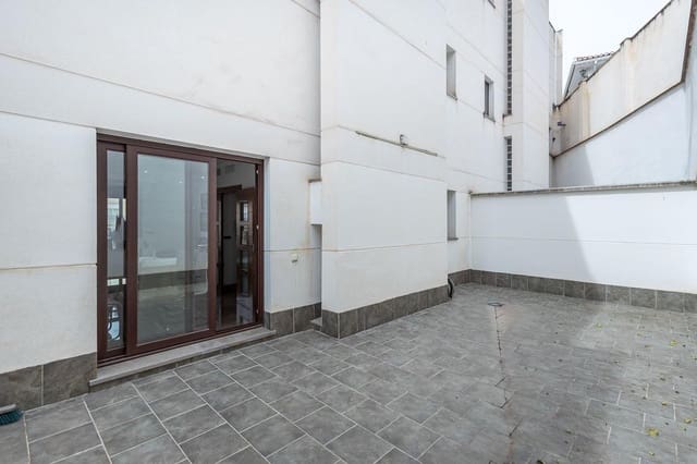 5 bedroom Terraced Villa for sale in Carretera de la Sierra, Granada city with garage - € 510,000 (Ref: 9748200)