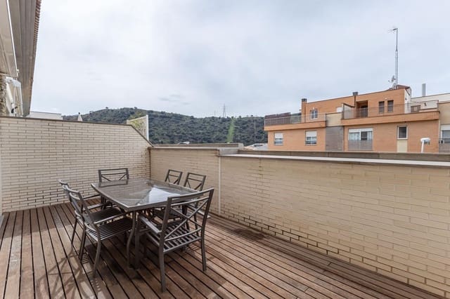 5 bedroom Terraced Villa for sale in Carretera de la Sierra, Granada city with garage - € 510,000 (Ref: 9748200)