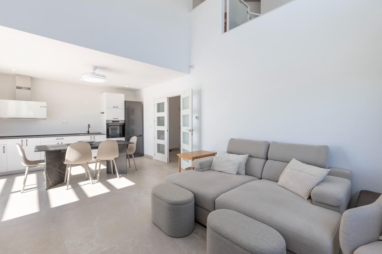 4 sovrum Villa till salu i La Zubia med pool garage - 395 000 € (Ref: 9748202)