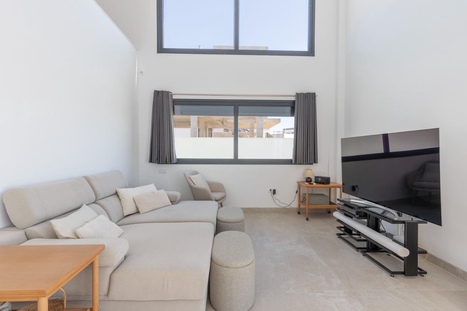 4 sovrum Villa till salu i La Zubia med pool garage - 395 000 € (Ref: 9748202)