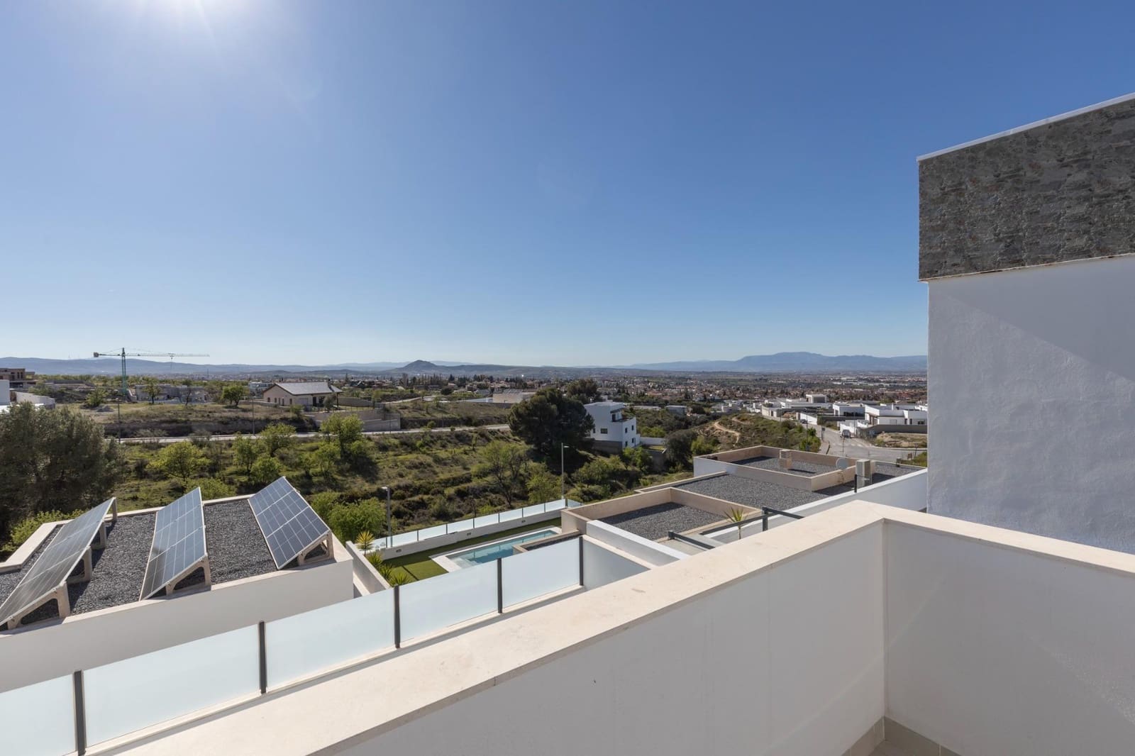 4 sovrum Villa till salu i La Zubia med pool garage - 395 000 € (Ref: 9748202)