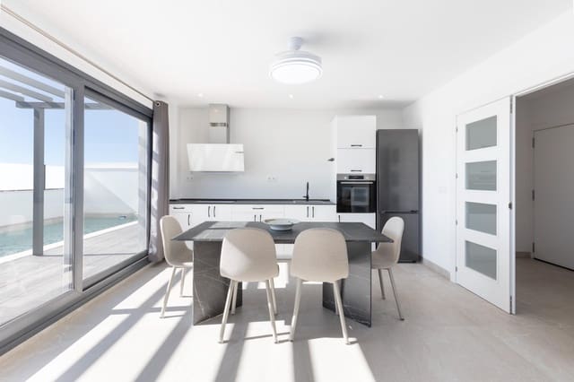 4 sovrum Villa till salu i La Zubia med pool garage - 395 000 € (Ref: 9748202)