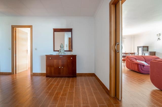 6 soveværelse Bungalow til salg i Peligros med garage - € 415.000 (Ref: 9748203)