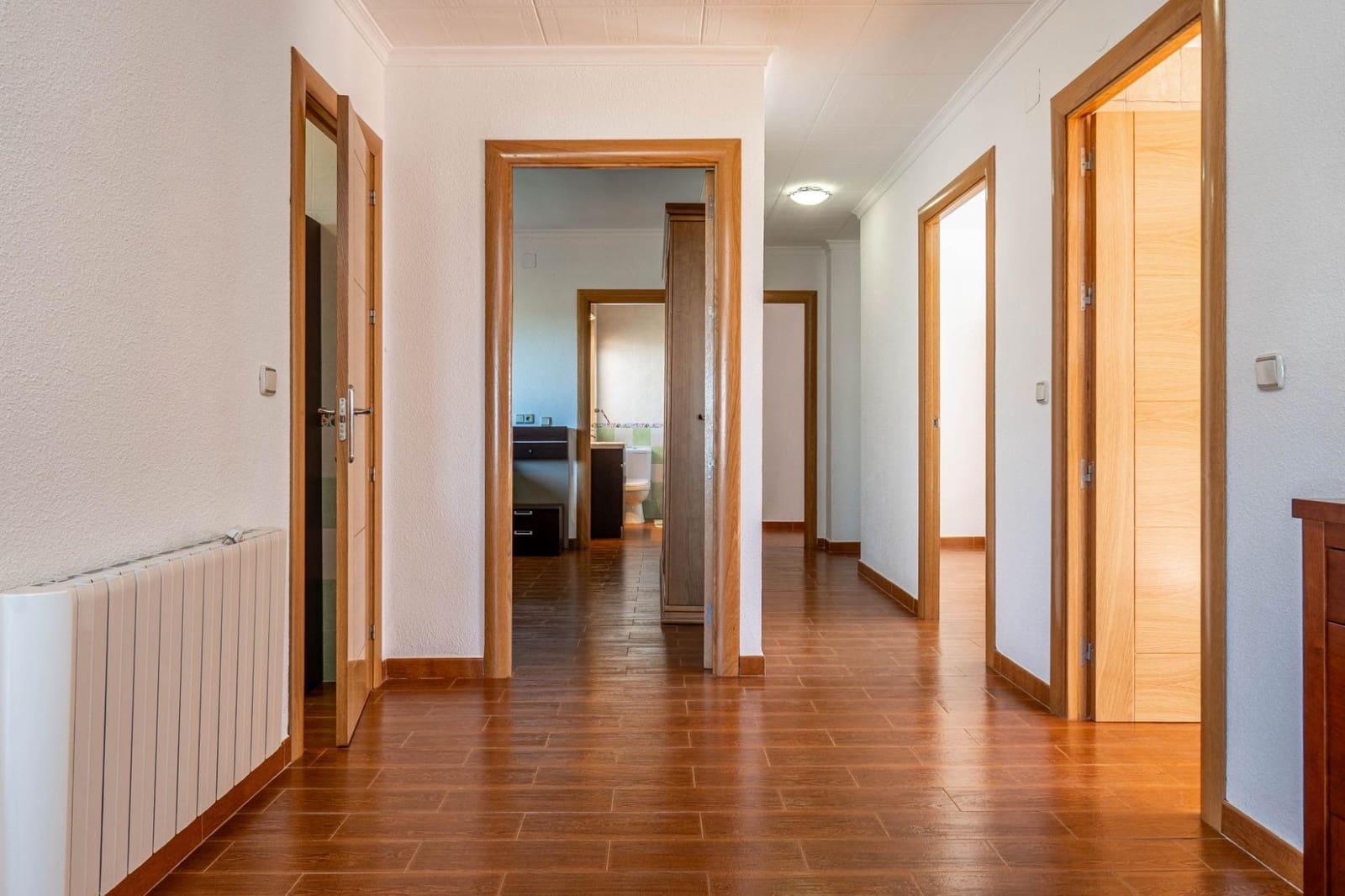 6 soveværelse Bungalow til salg i Peligros med garage - € 415.000 (Ref: 9748203)