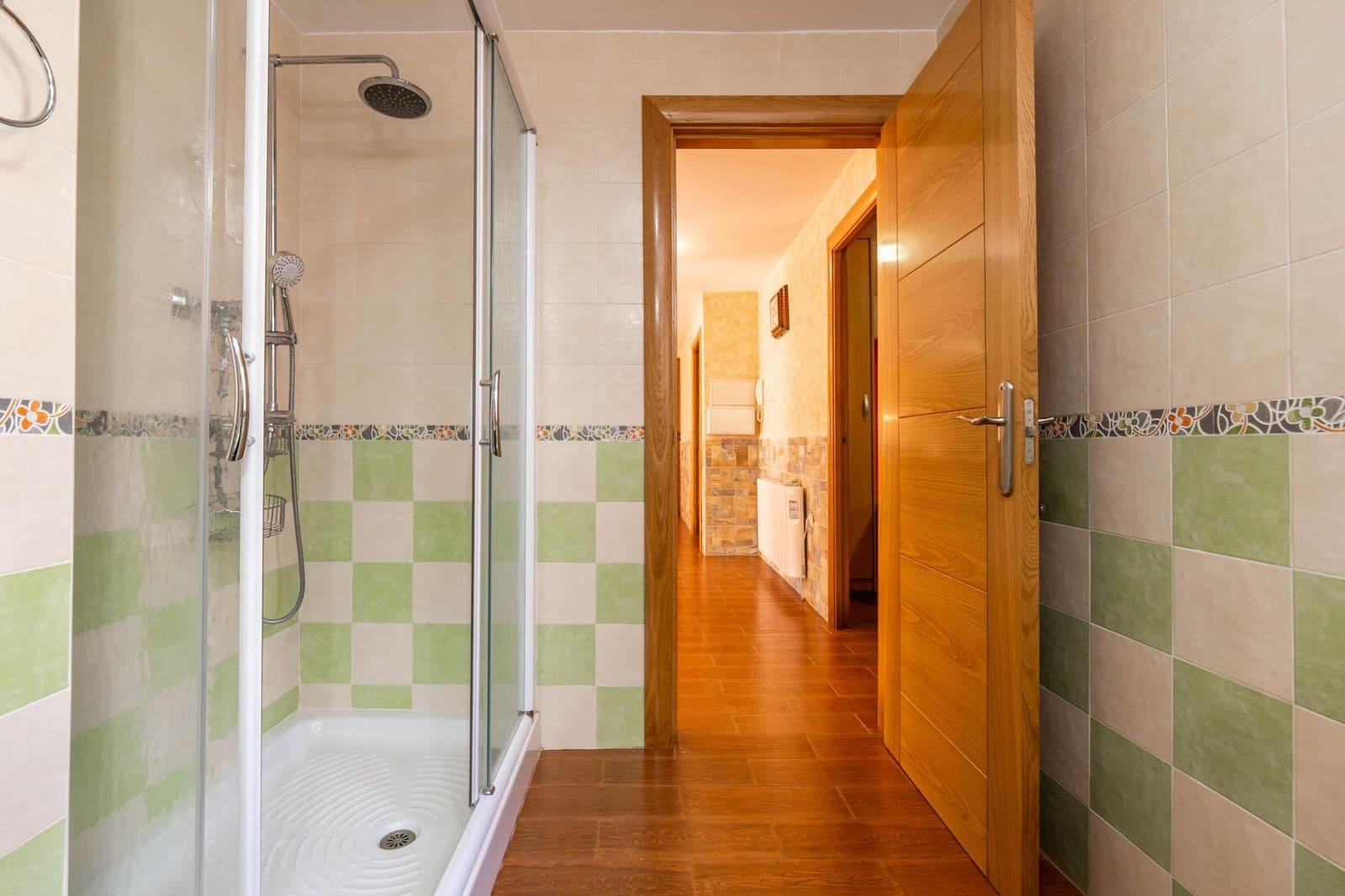 6 soveværelse Bungalow til salg i Peligros med garage - € 415.000 (Ref: 9748203)