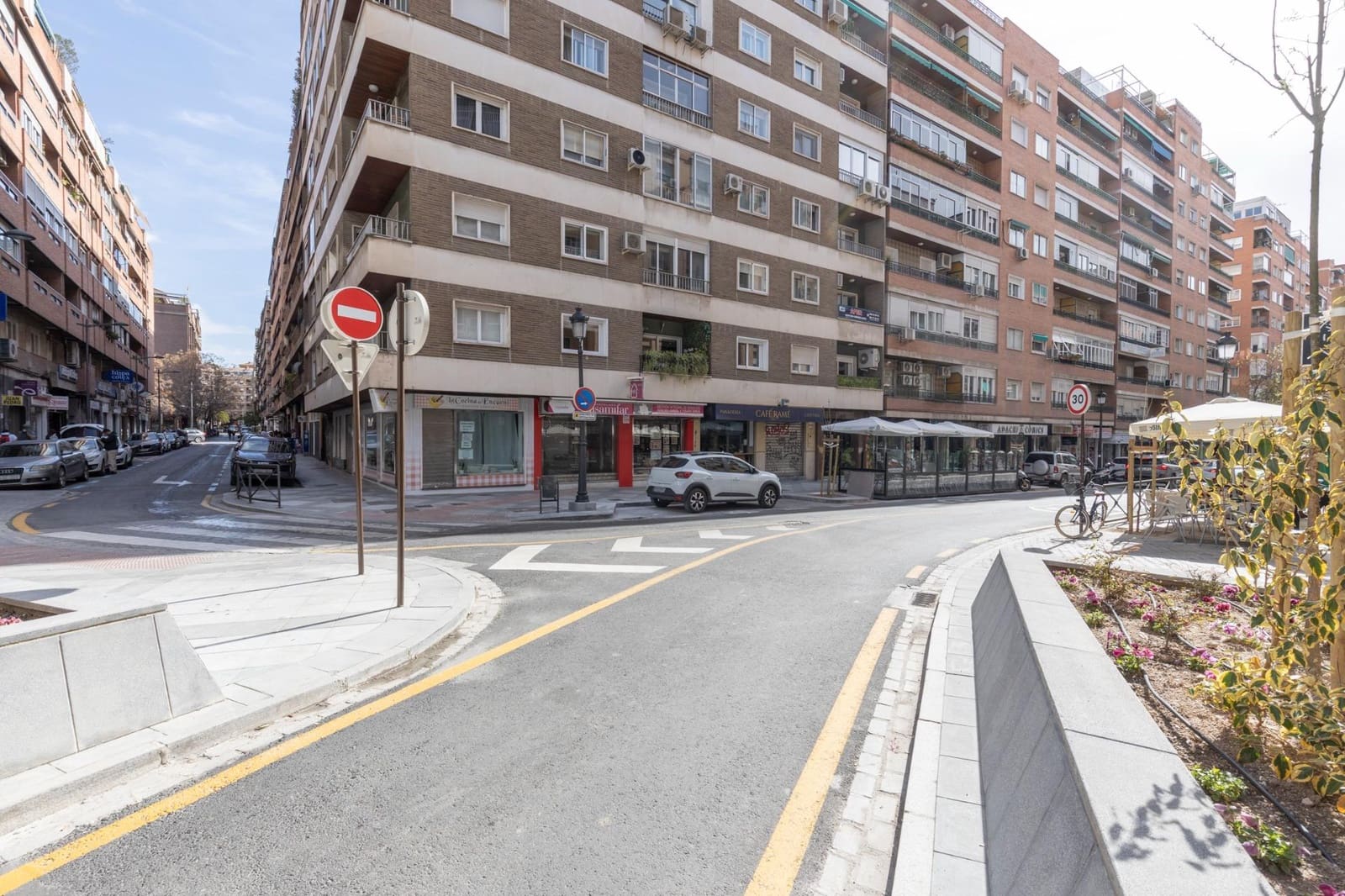 4 soveværelse Lejlighed til salg i Granada by - € 490.000 (Ref: 9752294)