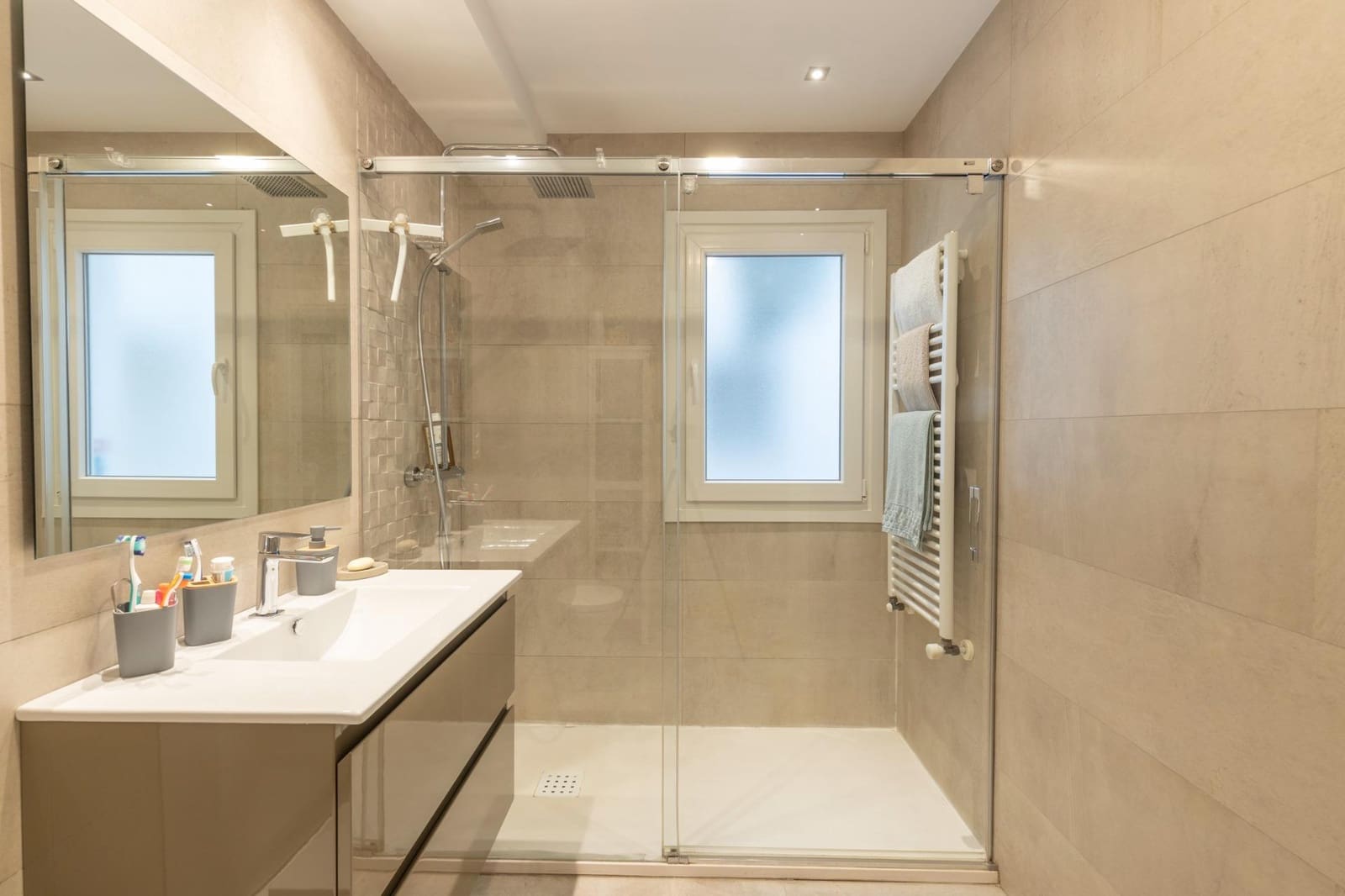 4 soveværelse Lejlighed til salg i Granada by - € 490.000 (Ref: 9752294)