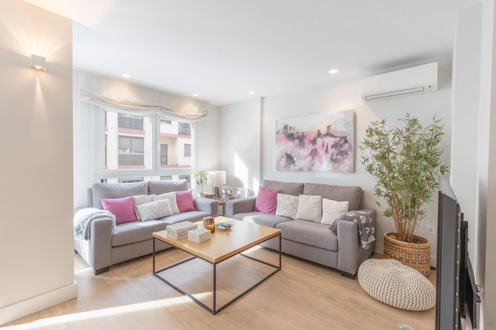 4 soveværelse Lejlighed til salg i Granada by - € 490.000 (Ref: 9752294)